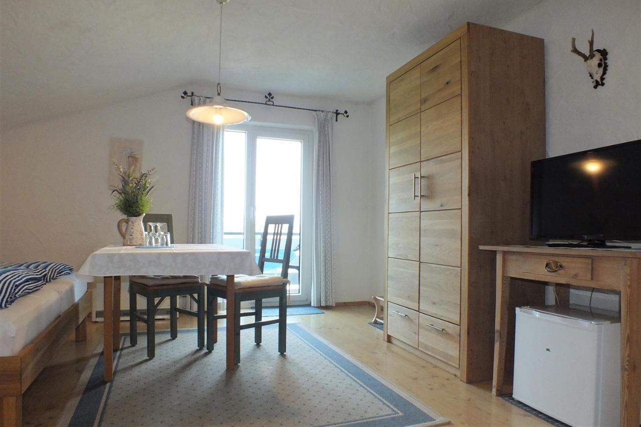 Haus Chiemseeblick Hotell Grabenstätt Eksteriør bilde
