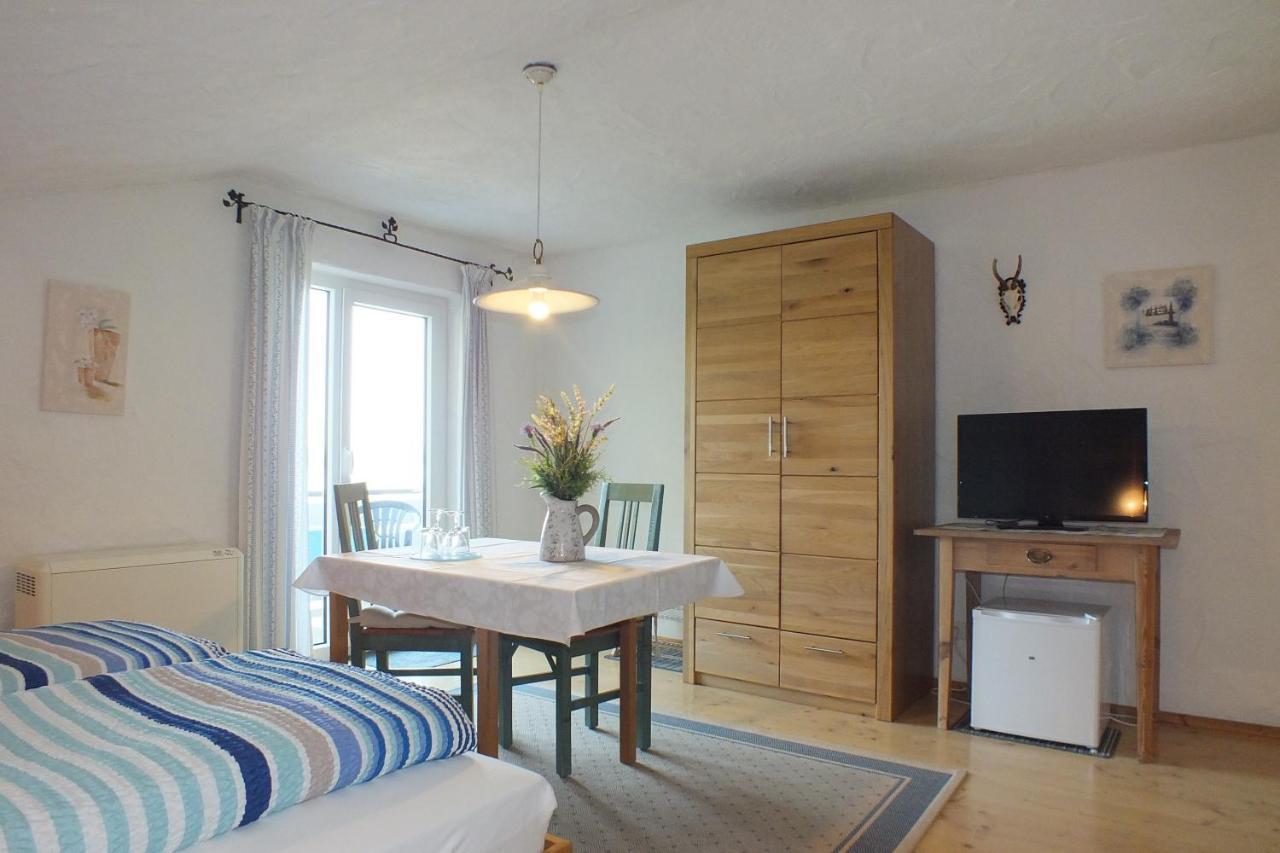 Haus Chiemseeblick Hotell Grabenstätt Eksteriør bilde